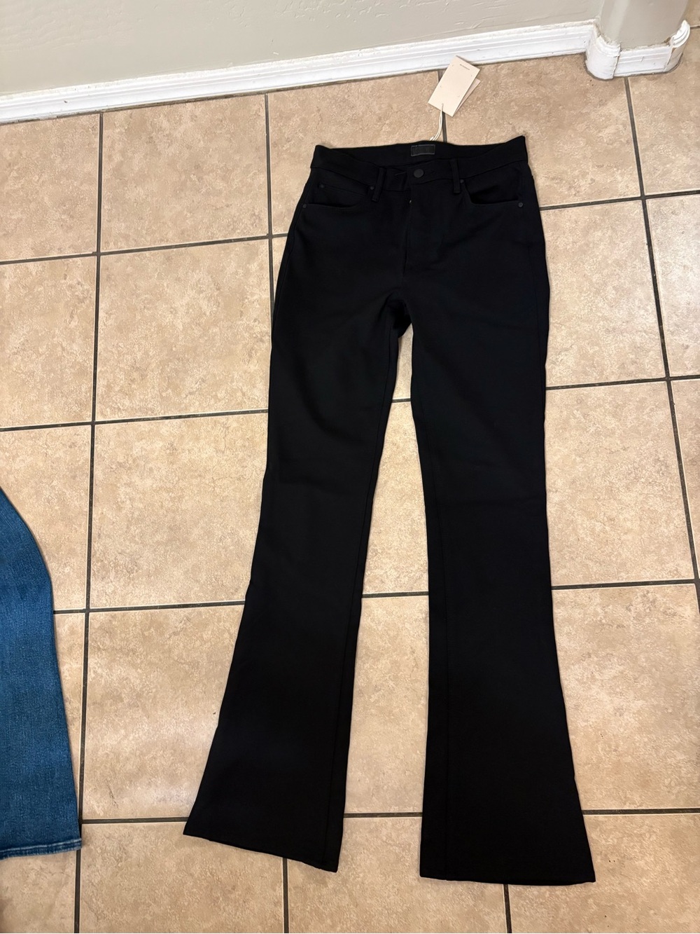 MOTHER Runaway Black Jeans